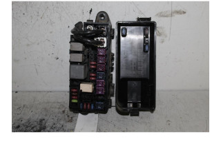 Блок предохранителей Daihatsu Sirion