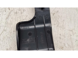 Другая деталь салона