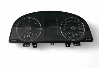 Панель приборов 2K0920875L Volkswagen Caddy