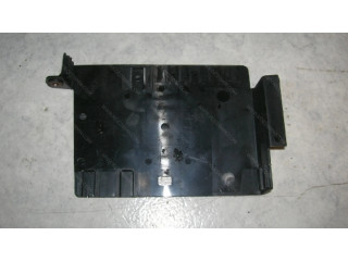 Pojistková skříňka 12901747172 BMW 5 E34 1992