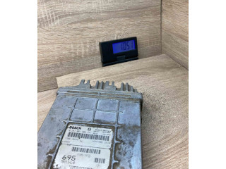 Блок управления двигателем Блок управления 7700110648, 0281001906 Volvo S40, V40