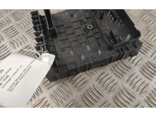 Блок предохранителей 1K0937125A, 1K0937125A Volkswagen Caddy