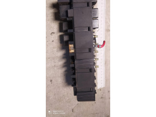 Блок предохранителей 8678449, 518788104   Volvo XC90    