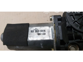 Моторчик дворников 130821760, 1013530209    Volvo V70