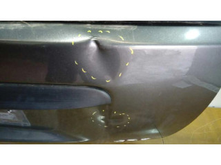 Задняя крышка (багажника)