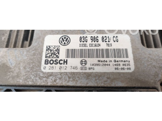 Řídící jednotka 03G906021CG, 1039S12044   Volkswagen Caddy 2006