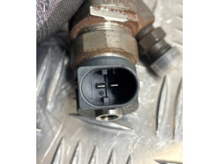 Vstřikovač 0445110613, 65827 BMW 2 F46