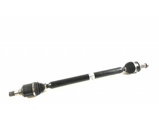 Передняя полуось