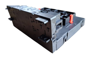 Zpětné zrcátko  Volkswagen Caddy 2006  3C0937049AH  