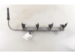 Топливная рампа EAT328, 1465A412   Mitsubishi Outlander   для двигателя Y61