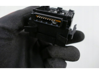 Ручка стеклоочистителей Mitsubishi Outlander