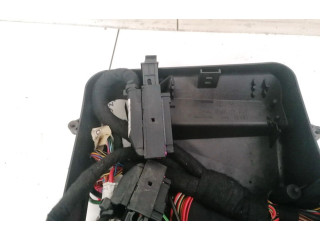 Блок предохранителей 8D1907355B Skoda Superb B5 (3U)