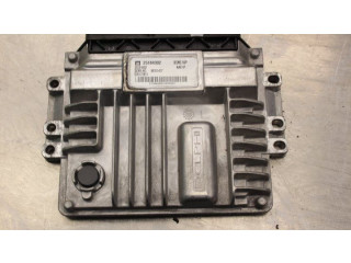 Блок управления впрыском 25184302, 28301402   Chevrolet Cruze