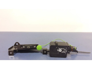 Держатель (кронштейн)