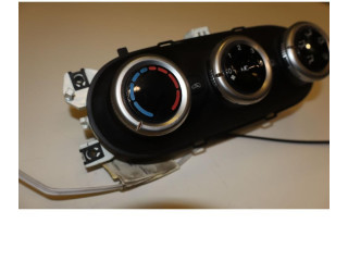 Блок управления климат-контролем 735557283 Fiat 500L
