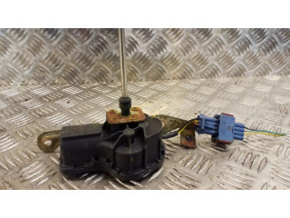 Моторчик стеклоочистителя 4240552, 0390206934 Saab 900