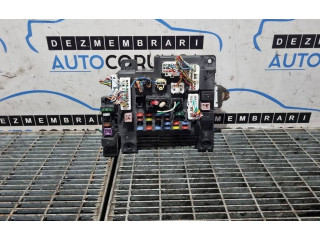 Блок предохранителей Citroen C-Crosser