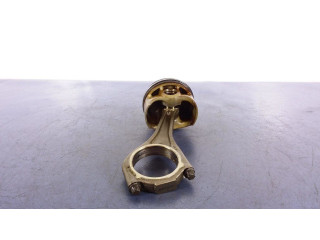 Поршень (поршни)