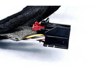 Зеркало электрическое Skoda Yeti (5L) 2009 - 2017 года