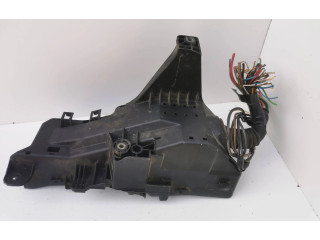 Блок предохранителей 9494210   Volvo V70    