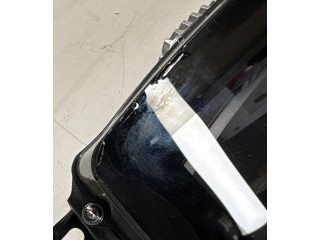 Дисплей    670157512, 02112022   Maserati Grecale