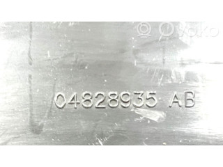 Přístrojová deska Jeep Liberty 2004 P56010496AB, 04828935AB