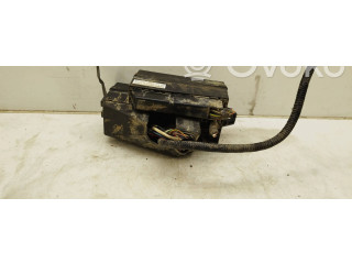 Блок предохранителей  82231FC002, 981027   Subaru Forester SF    