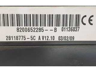 Блок предохранителей 8200652285B Renault Clio III