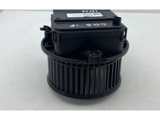 Вентилятор печки 4M1820021B Audi Q5 SQ5