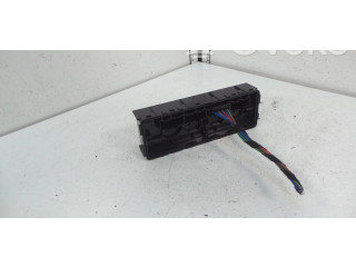 Блок управления климат-контролем    Vauxhall Astra K