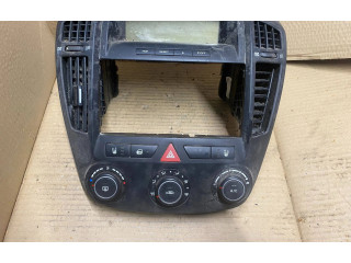 Дисплей    957101H100, 972501H201EQ   KIA Ceed