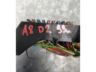   Pojistková skříňka 4D0941824   Audi A8 S8 D2 4D 1999