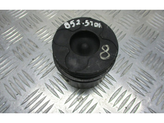 Píst Volkswagen PASSAT B5.5