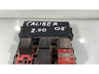 Pojistková skříňka Dodge Caliber 2008