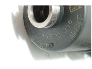 Форсунка 0445110256, 338002A400    Hyundai Getz  D4FA 