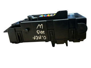 Блок предохранителей 13410470, 28336249 Opel Meriva B