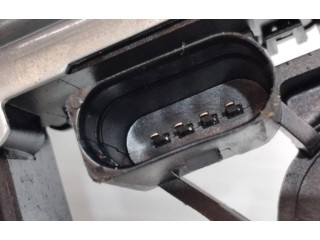 Моторчик заднего дворника 5N0955711A    Volkswagen Tiguan