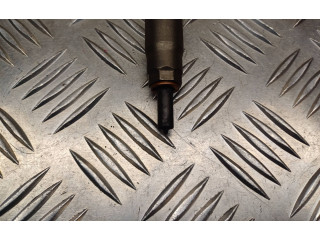 Форсунка 0445110589, 338002A610    KIA Pro Cee'd II   