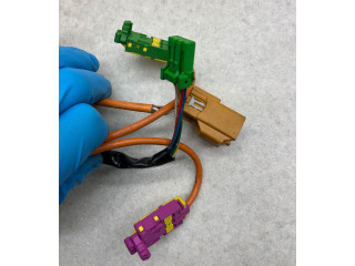 Подрулевой шлейф SRS 28J0236A   Volvo V70