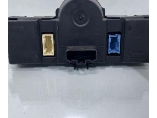 Блок управления климат-контролем    Renault Clio III