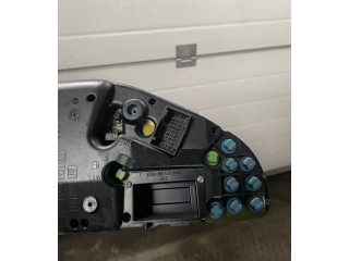 Přístrojová deska  Mercedes-Benz C W202 1997 87001311, 110008558  