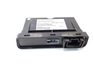 Řídící jednotka 100751100A   Tesla Model S 2014