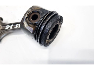  Поршень с шатуном    Volvo S60  