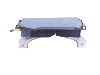 Подушка безопасности для колен 0589P1000739 Subaru Outback (BS)