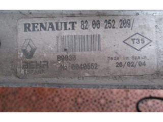 Интеркулер  8200685747, 8200685747   Renault Clio II 