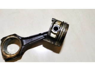 Поршень с шатуном Volvo 440 для бензинового двигателя 1.8