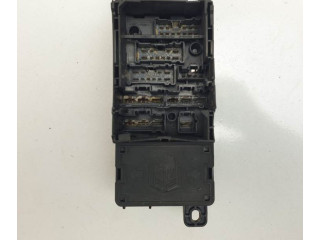 Блок предохранителей 690660403 Mini One - Cooper R50 - 53