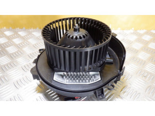Вентилятор печки    5WC819015   Audi TT TTS RS Mk3 8S
