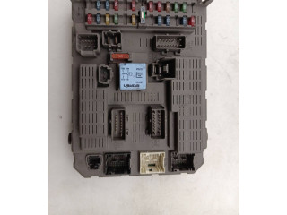 Блок предохранителей 9651938180 Citroen C8