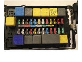 Блок предохранителей Fiat Coupe